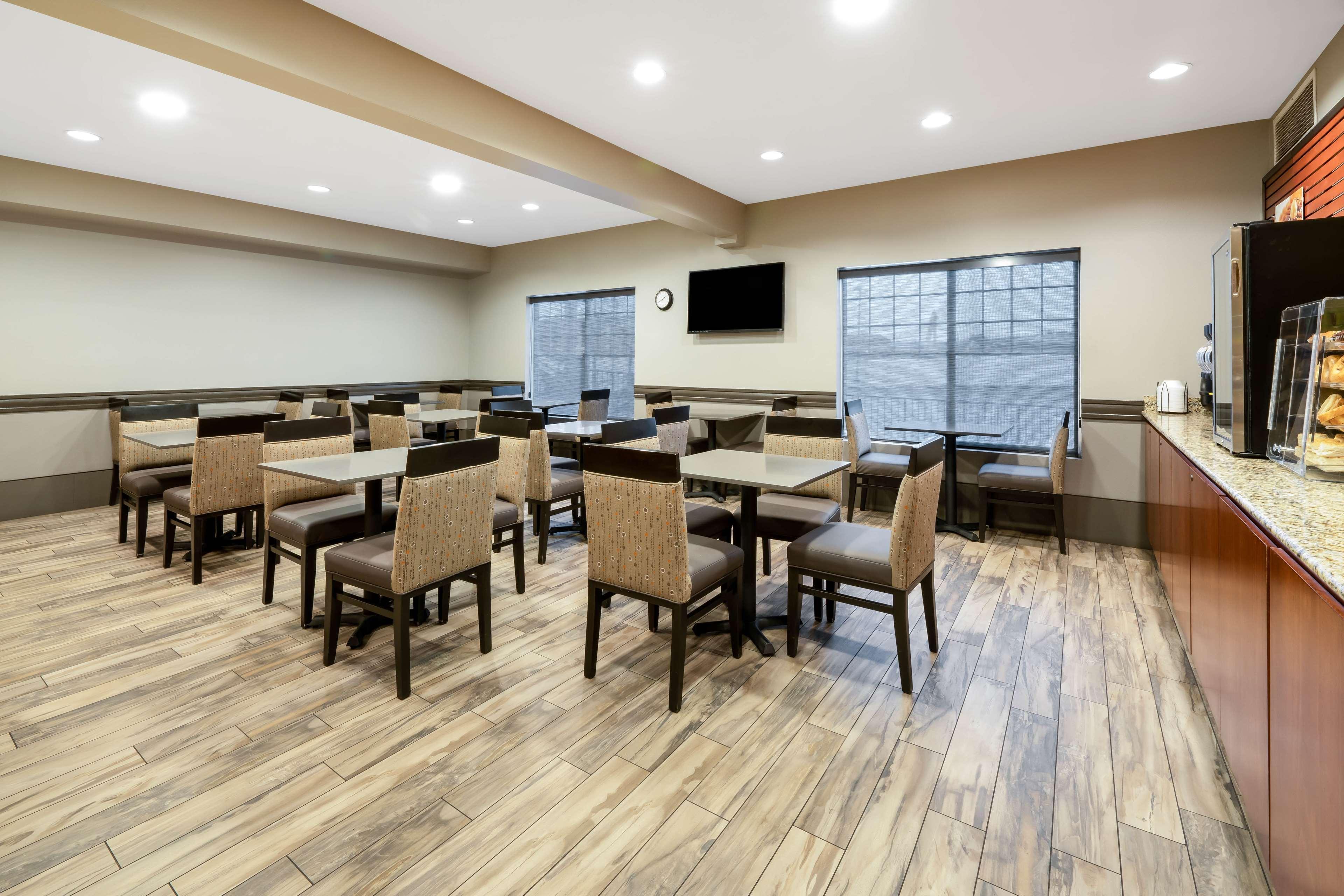Best Western Plus Kalispell/Glacier Park West Hotel & Suites Buitenkant foto